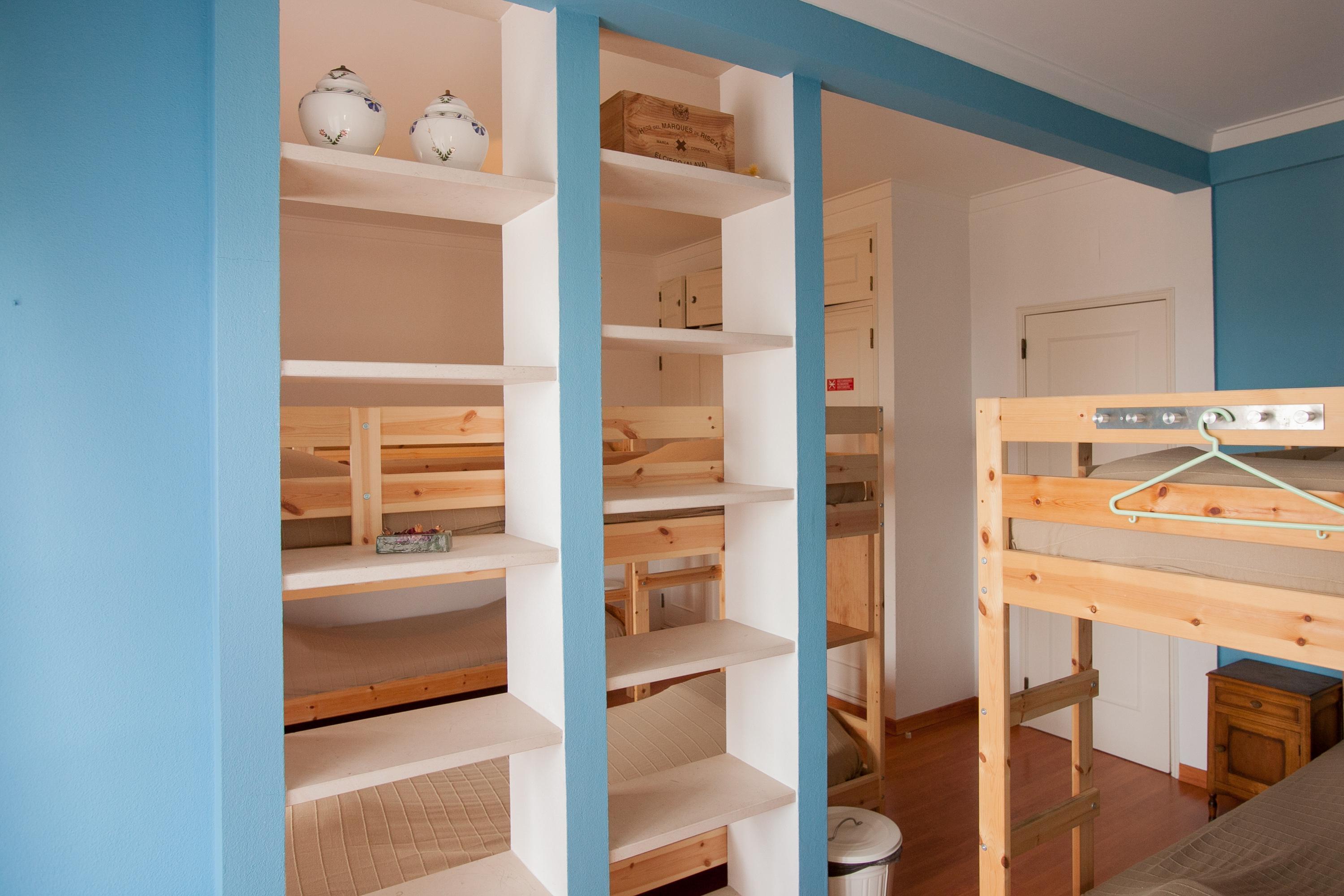 Ericeira Chill Hill Hostel & Private Rooms - Peach Garden المظهر الخارجي الصورة