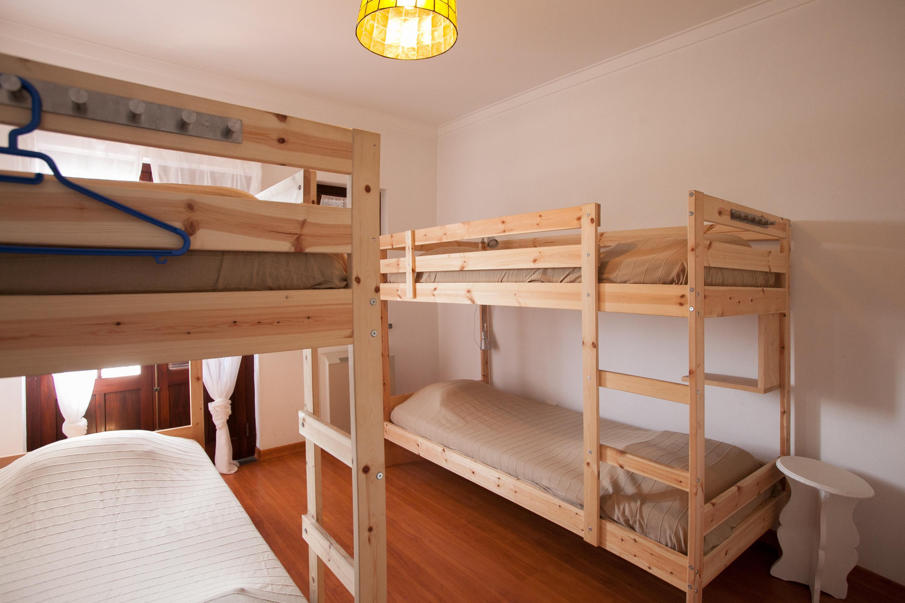 Ericeira Chill Hill Hostel & Private Rooms - Peach Garden المظهر الخارجي الصورة