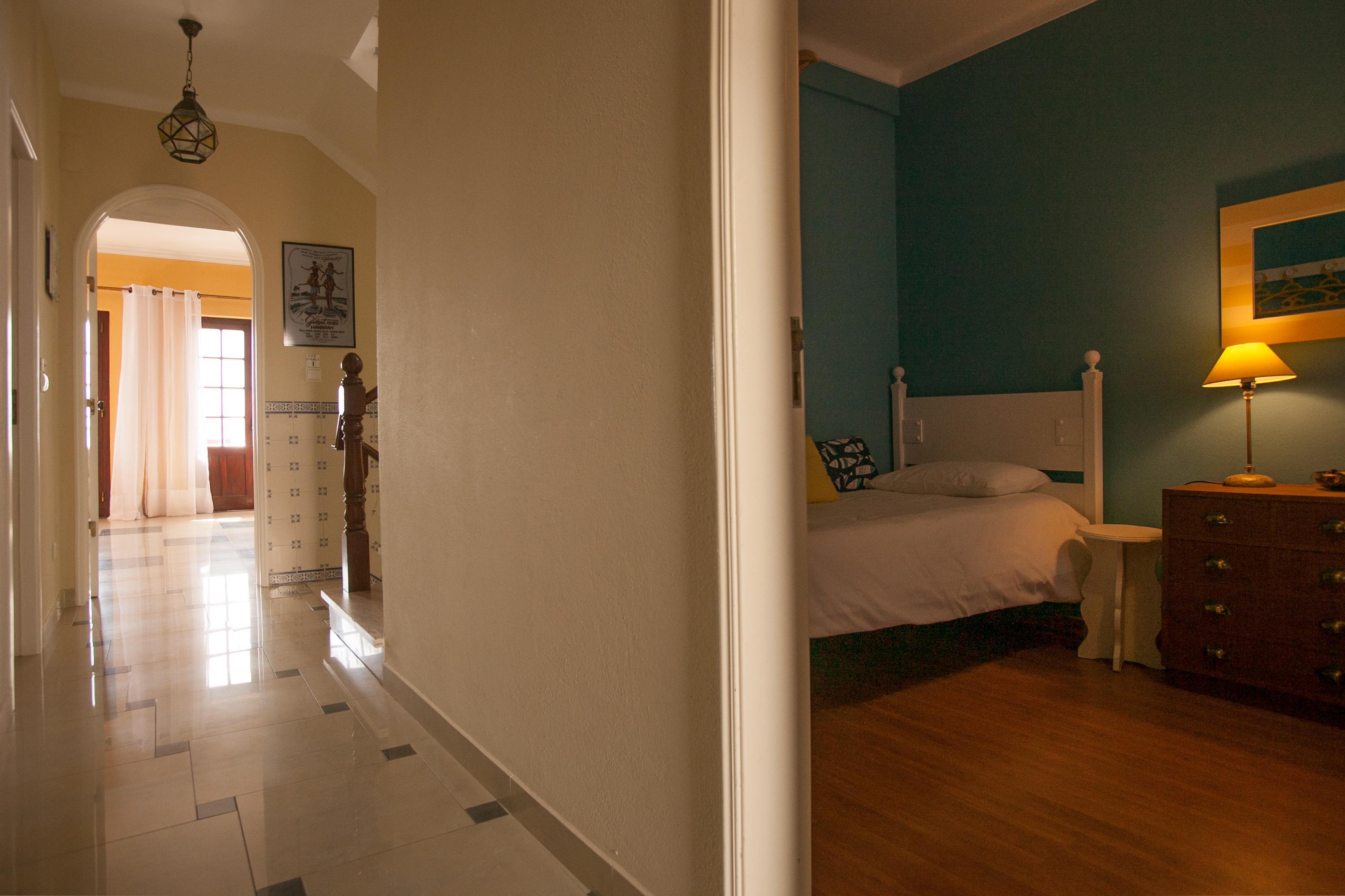 Ericeira Chill Hill Hostel & Private Rooms - Peach Garden المظهر الخارجي الصورة